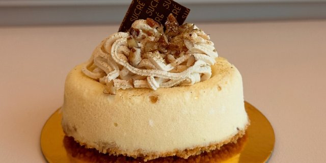 Caramel Pecan Cheesecake
