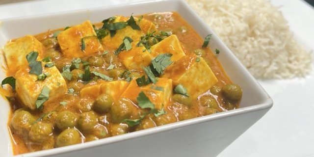 Matar Paneer