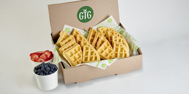 Belgian Waffles & Fresh Fruit Tray