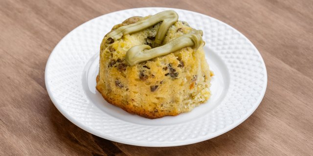 Pistachio Cake