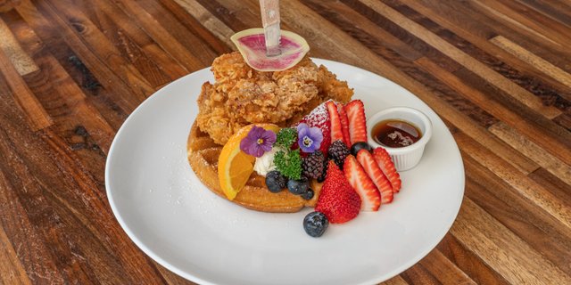 Chicken & Waffles
