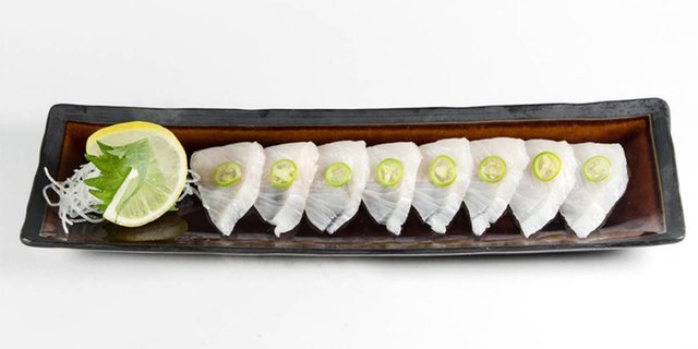 Hamachi Serrano
