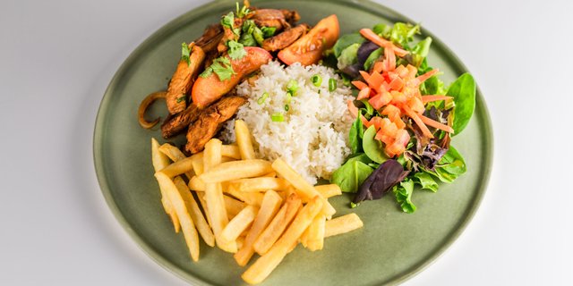 Pollo Saltado Boxed Lunch