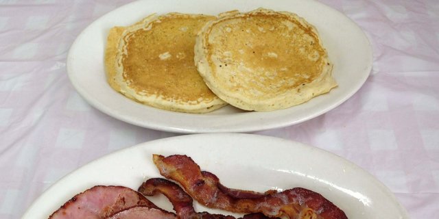 Hot Breakfast Buffet Deluxe