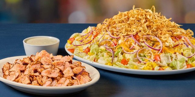Bigger Salmon House Salad