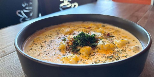 Broccoli-Cheddar Soup