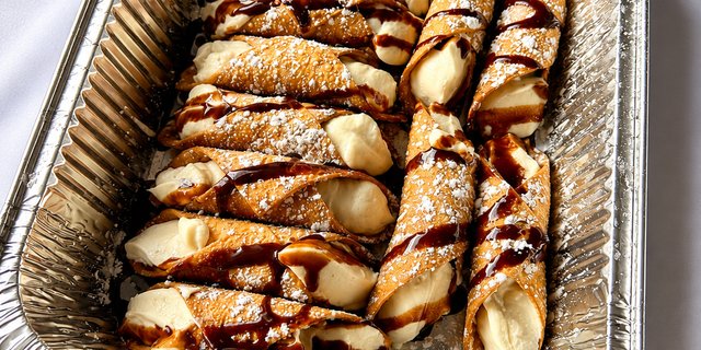 Cannoli Tray