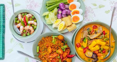 Mama Thai