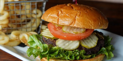 Spirit's Classic Burger