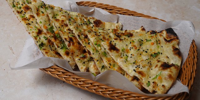 Garlic Naan