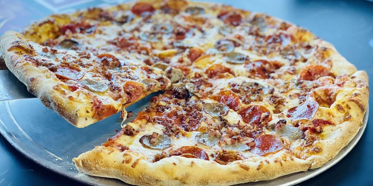 Hot Rocks Pizza