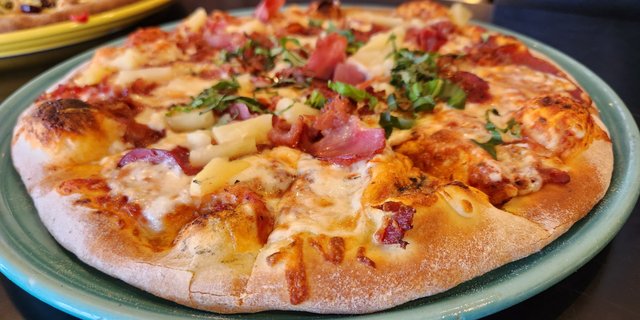 Hawaiiana Pizze