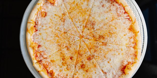Regular Cheese Pizza