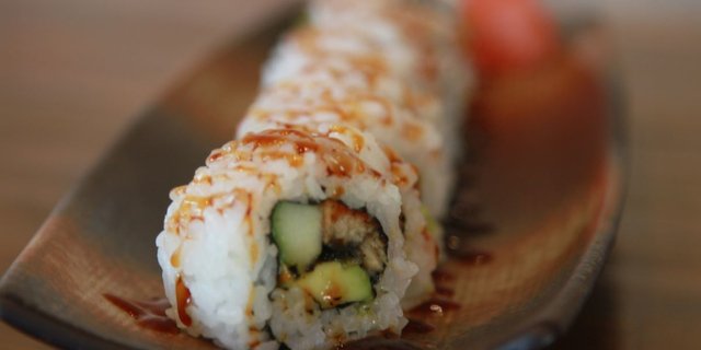 Unagi Roll