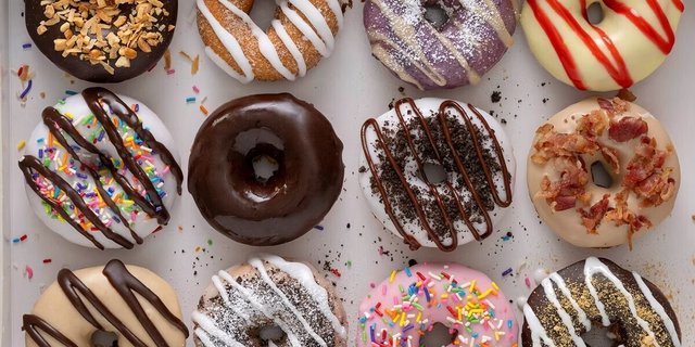 Fan Favorites Dozen
