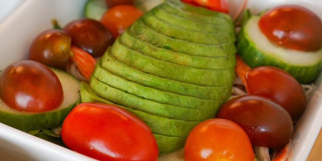 Kani & Avocado Salad