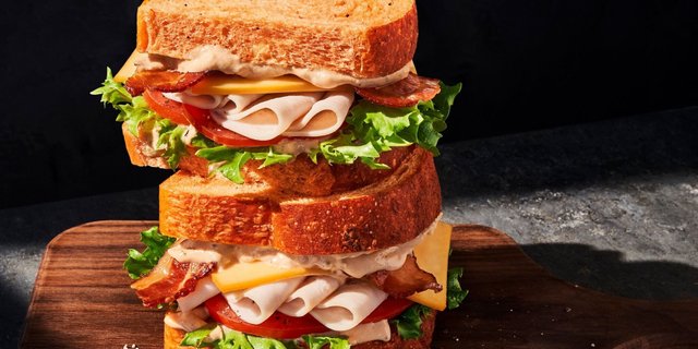 Bacon Turkey Bravo® Boxed Lunch
