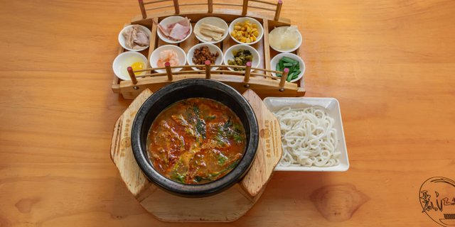 No.2 Yunnan Spicy Little Pot Rice Noodles