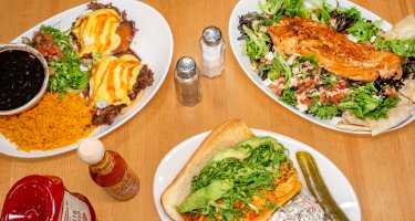 Janik's Cafe