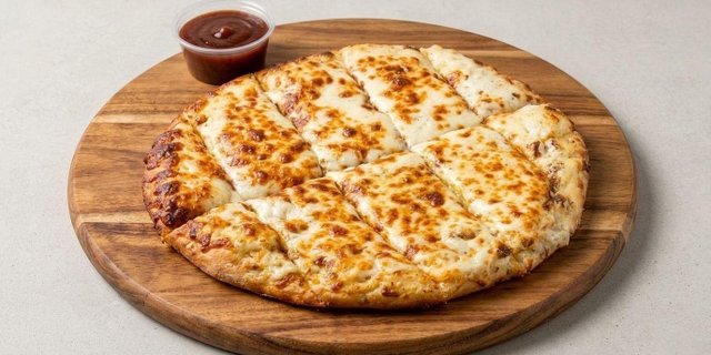 Garlic Breadsticks w/ Mozzarella Cheese
