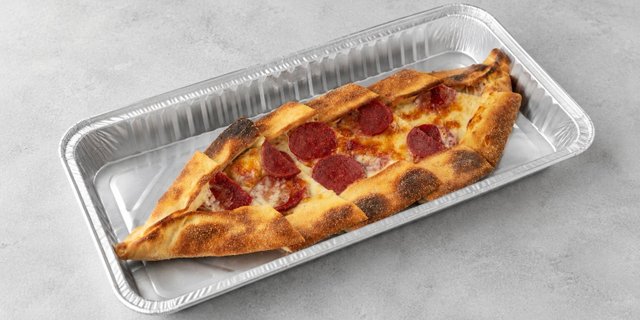 Sucuklu Pide