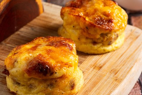 Bacon & Cheddar Egg Bites (2 pcs)
