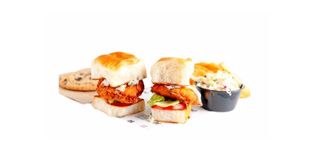 Buffalo Chicken Sliders Boxed Lunch