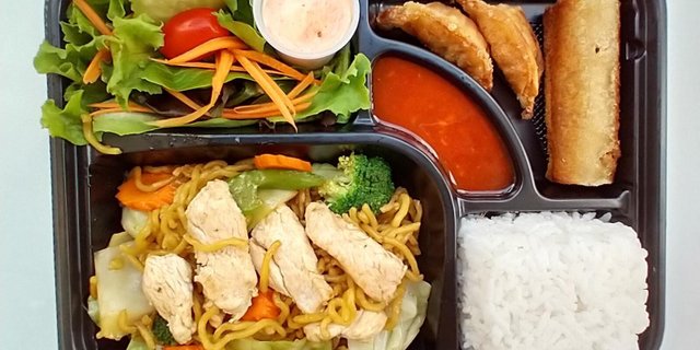 Lo Mein Noodles Boxed Lunch