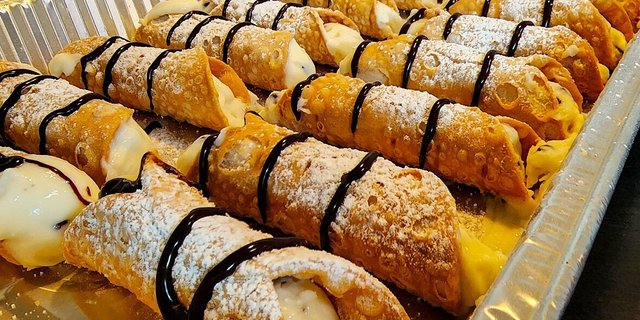 Cannoli