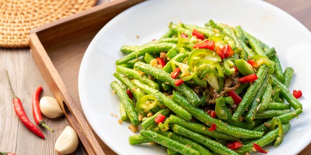Dry-Braised String Beans