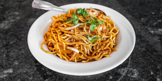 Shrimp Hakka Noodles