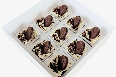 Gluten-Free Cookies & Cream Dessert
