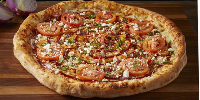 Gluten-Free BBQ Chicken Pizza