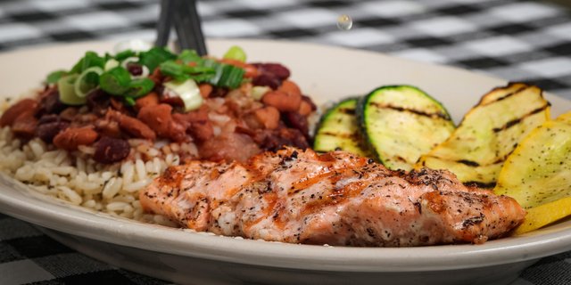 Grilled Salmon Fillet Plate