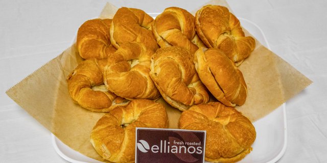 Croissant Tray