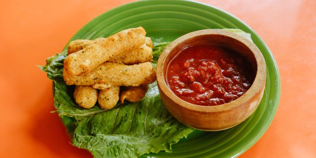 Mozzarella Sticks