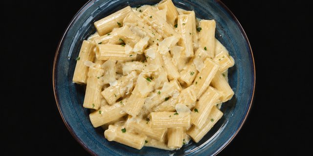 Rigatoni Alfredo