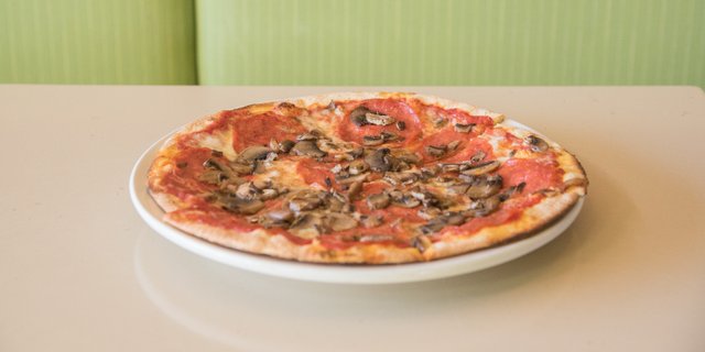 Gluten-Free Americo Pizza