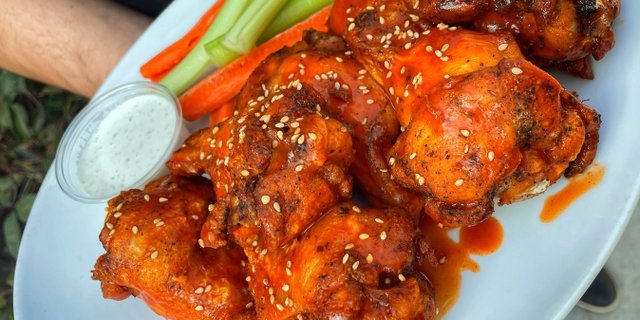 Oggi's Famous Wings
