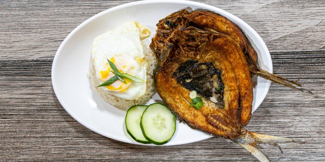 Fried Milkfish Rice Bowl