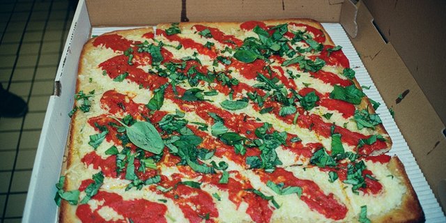 'Our Famous' Grandma Pizza