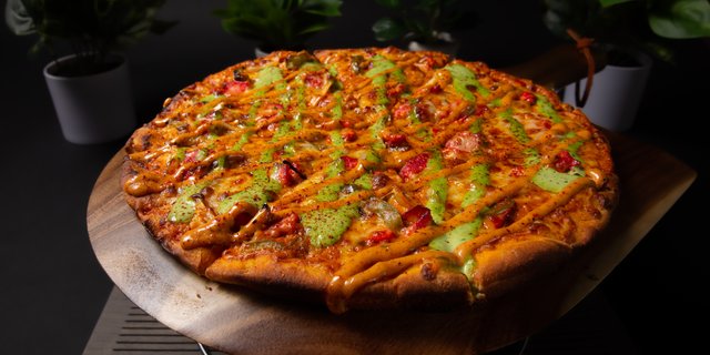 Gluten-Free Chicken Tikka Pizza