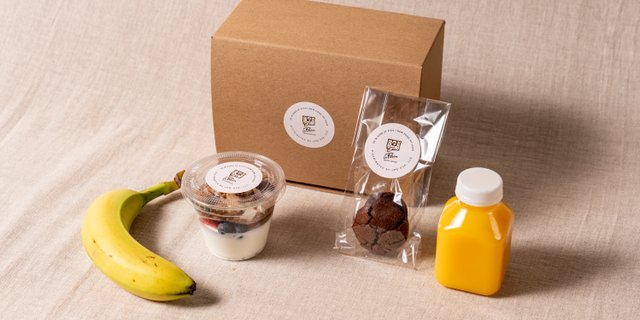 Yogurt & Granola Box