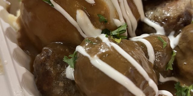 Manic Meatballs