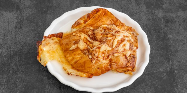 Ham & Cheese Croissant