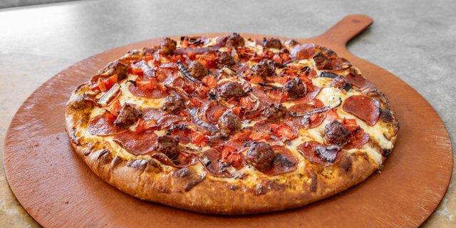 Garlic Delight Pizza