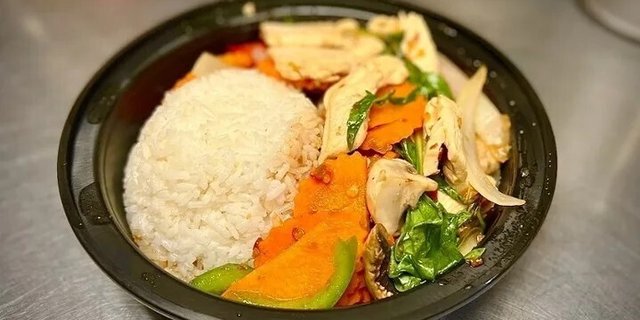 Spicy Hot Basil Stir-Fry