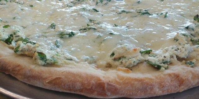 Spinach Pizza