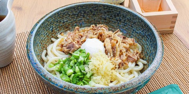 Niku Bukkake Udon