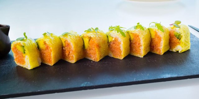 Sunset Blvd Roll